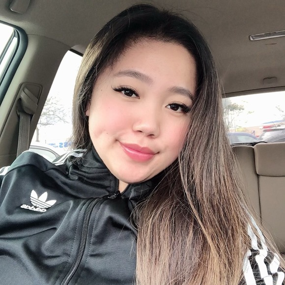 Meet your Posher, Graziela - Picture 1 of 1